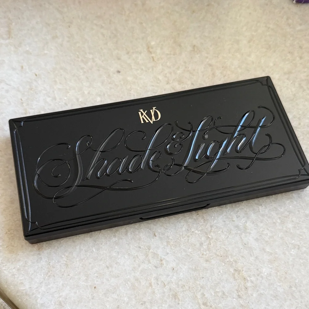 KVD beauty Shade + Light Refillable Face Contour Palette